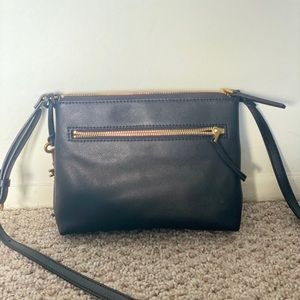Fossil Fiona small crossbody in black